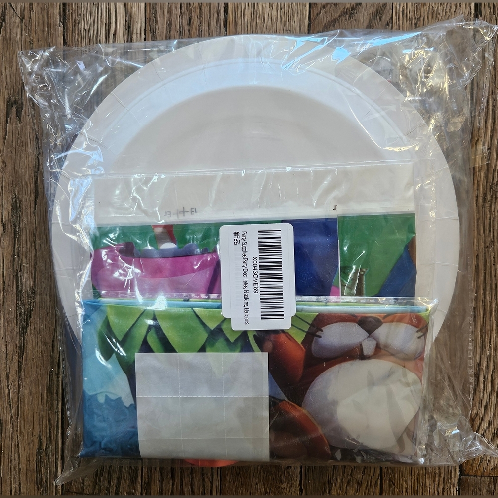 Super Mario Party Supplies Set - Picture 3 of 3